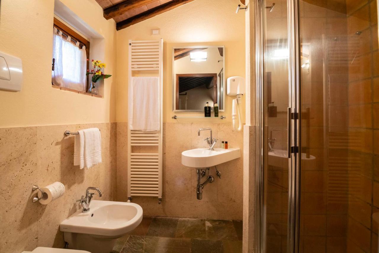 Bed and Breakfast Il Defizio à Gambassi Terme Extérieur photo